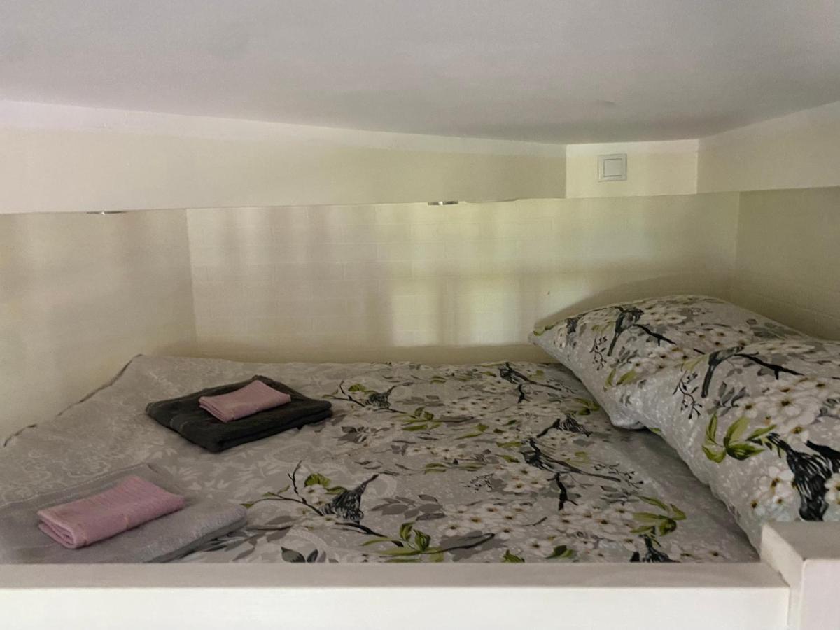 Przytulna Kawalerka Z Antresola Daire Katoviçe Dış mekan fotoğraf